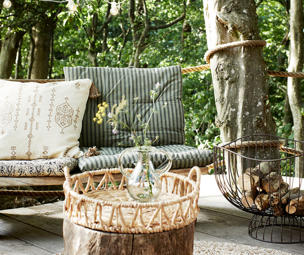  How To Create The Perfect Outdoor Living Space